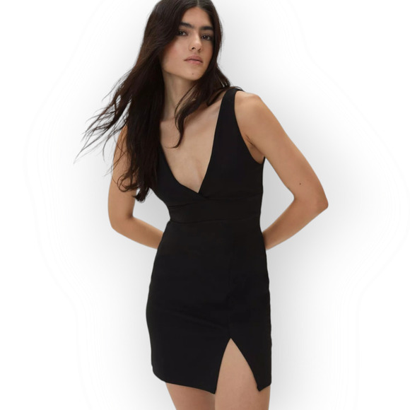 Nasty Gal Dresses & Skirts - Nasty Gal Black V neck dress size 10
